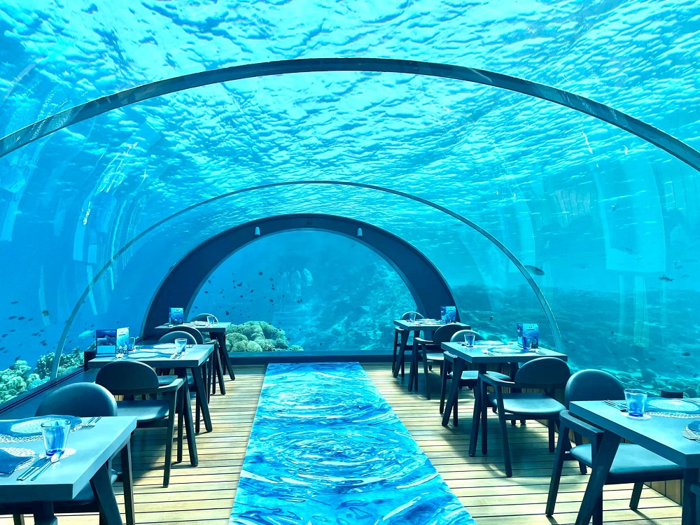 podwodna restauracja 34